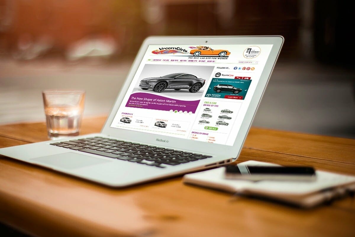 VroomGirls website
